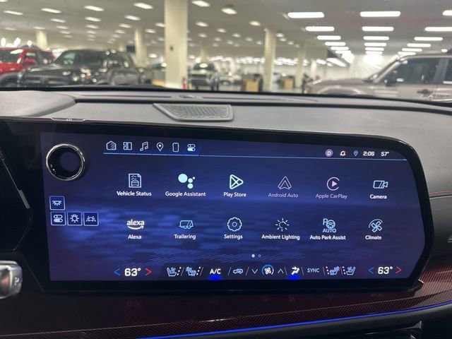 Used 2024 Chevrolet Traverse RS w/ LPO, Floor Liner Package AWD/4WD image 15