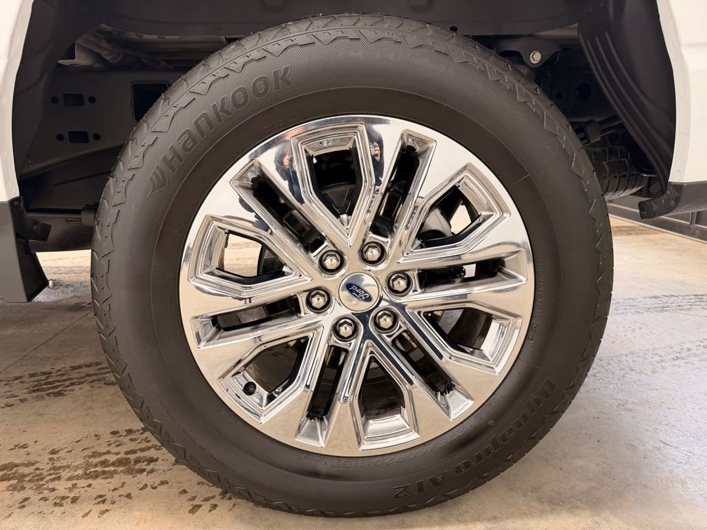 Used 2025 Ford F150 Lariat w/ Tow/Haul Package image 12