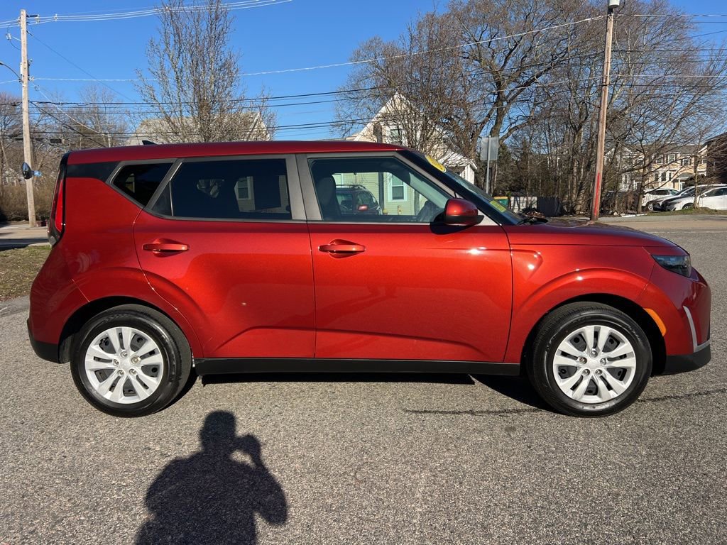 Certified 2023 Kia Soul LX image 6