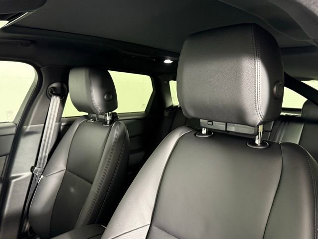 New 2026 Land Rover Range Rover Velar Dynamic SE image 18
