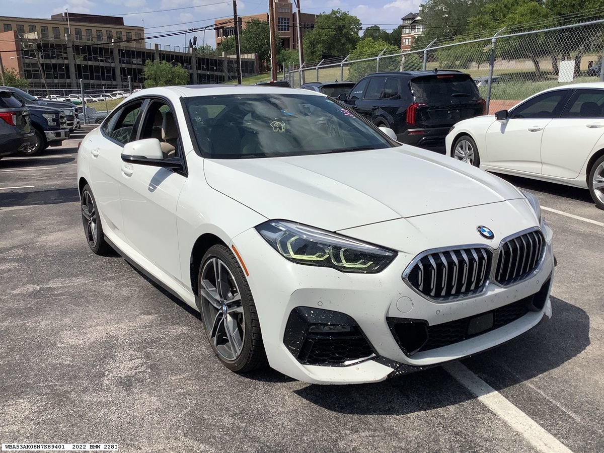 Used 2022 BMW 228i Gran Coupe w/ M Sport Package FWD image 4