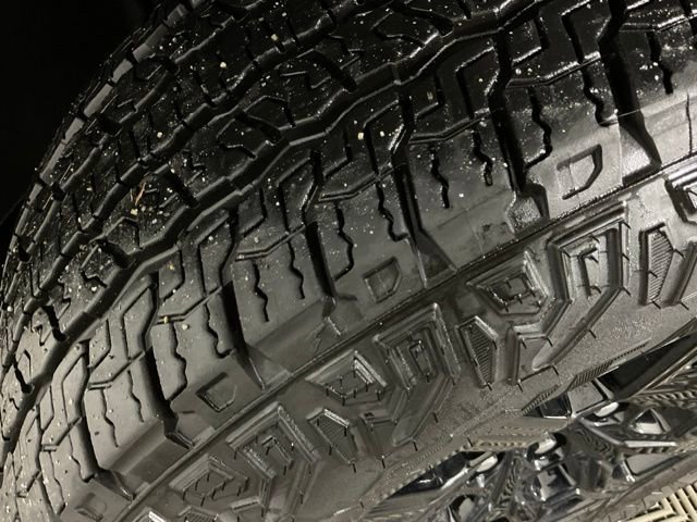 Used 2025 Chevrolet Colorado Trail Boss image 44