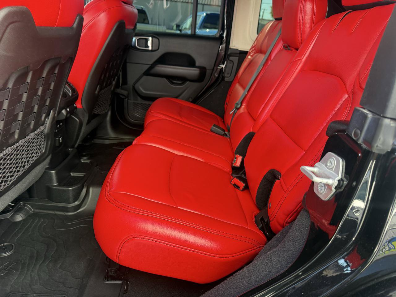 Used 2020 Jeep Wrangler Unlimited Rubicon AWD/4WD image 12