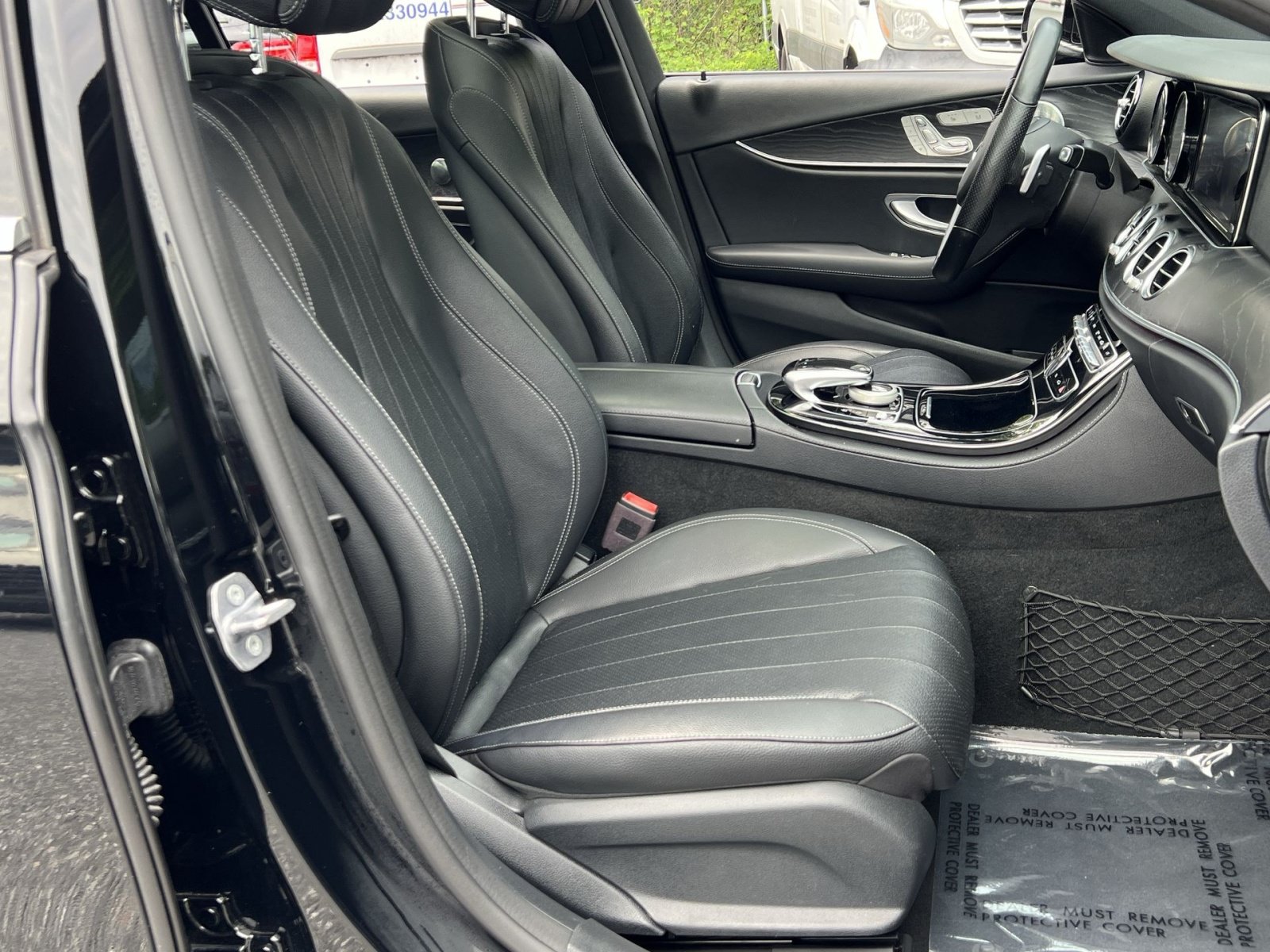 Used 2017 Mercedes-Benz E 300 4MATIC image 33