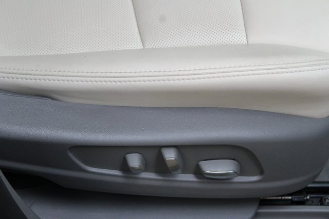 Used 2021 Cadillac XT6 Premium Luxury image 12