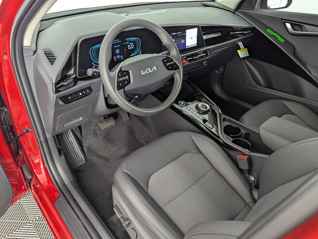 New 2025 Kia Niro EX w/ EX Cold Weather Package FWD image 11