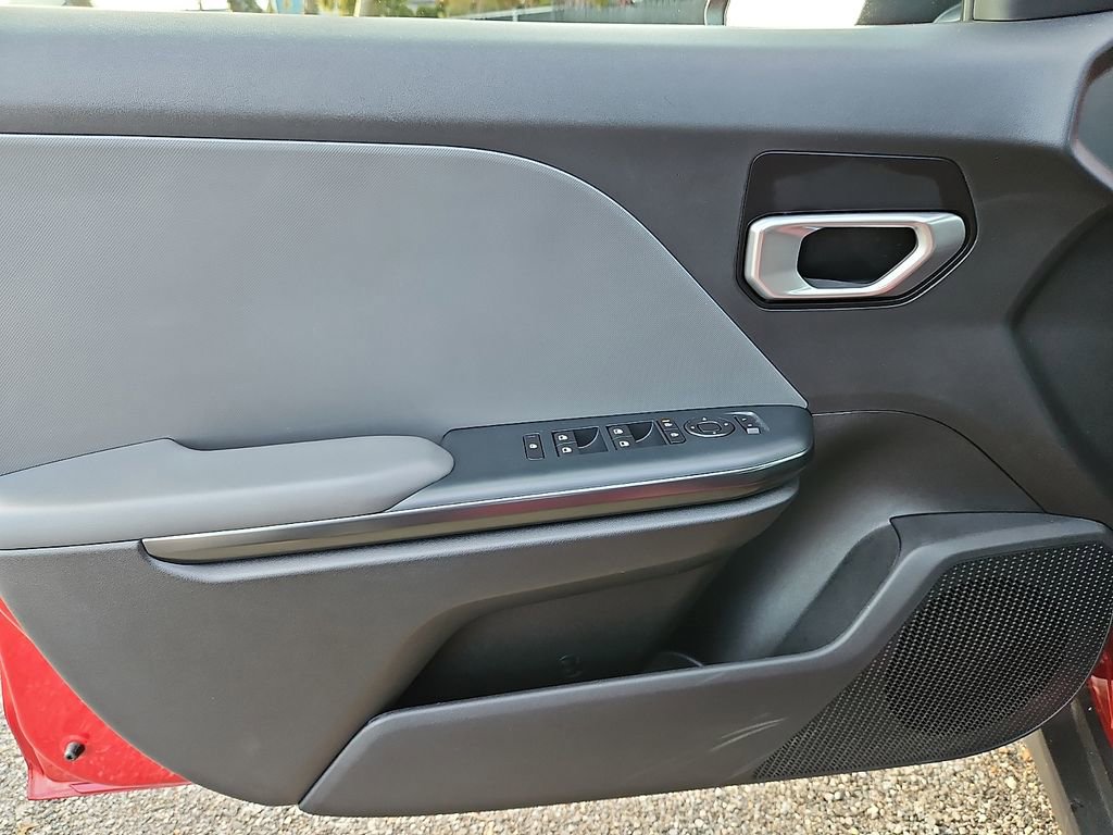 Certified 2025 Kia K4 LXS image 13