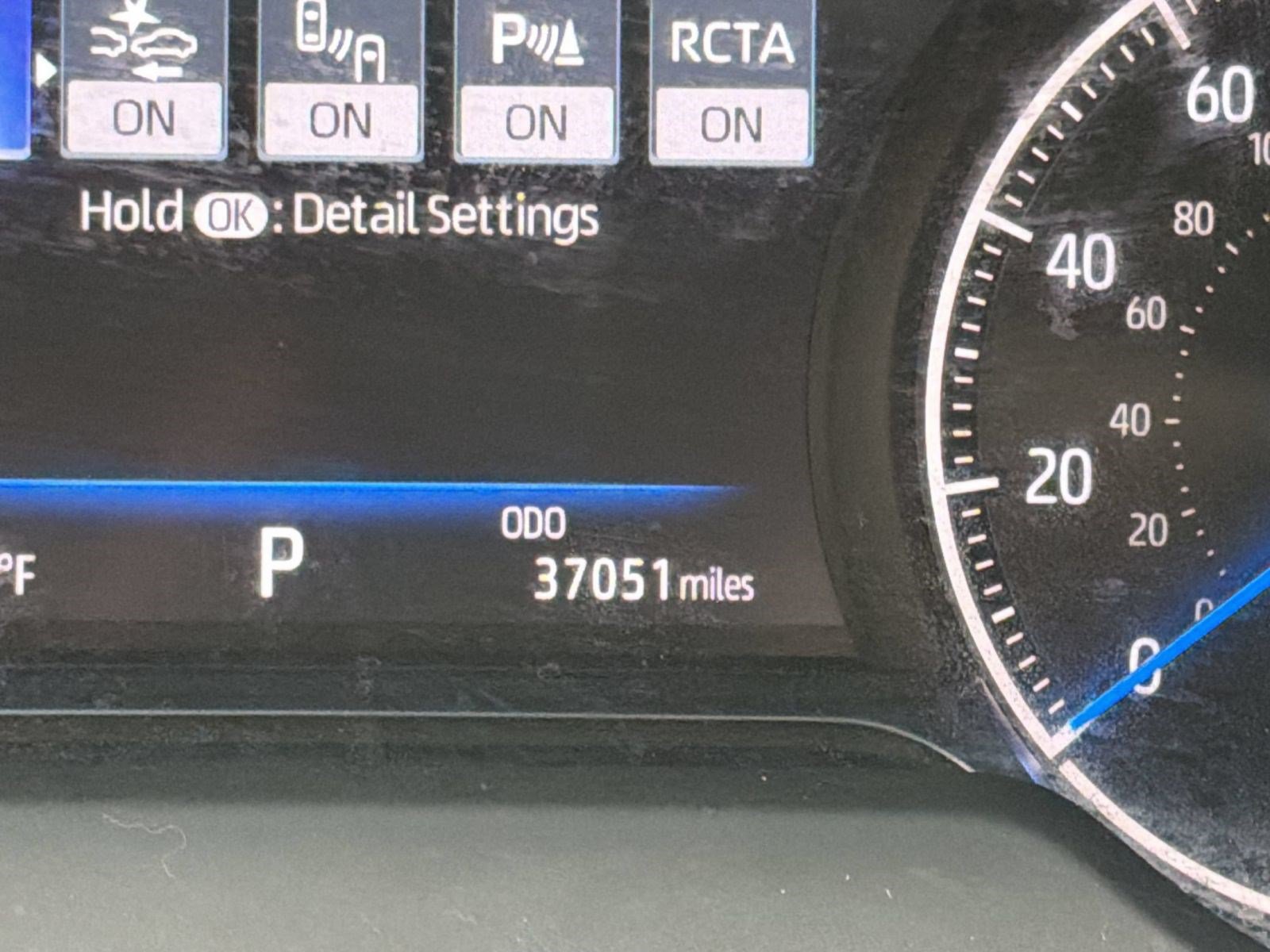 Certified 2022 Toyota Venza XLE AWD/4WD image 24