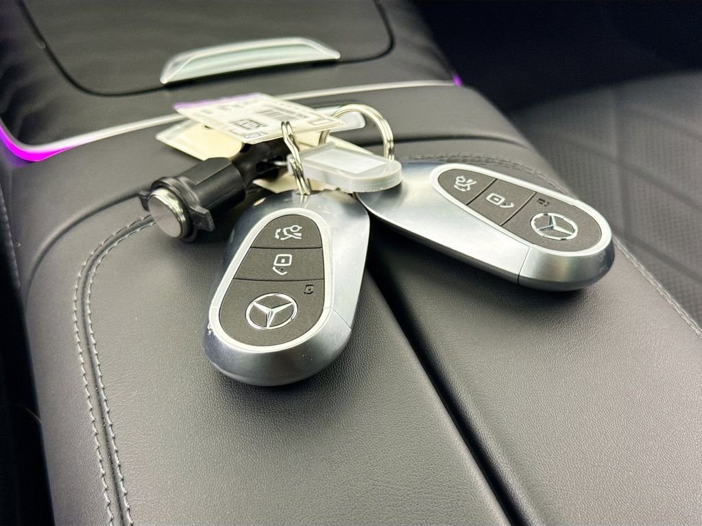 Used 2024 Mercedes-Benz E 450 4MATIC Sedan image 17