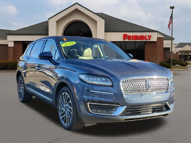 Used 2019 Lincoln Nautilus Reserve AWD/4WD image 2