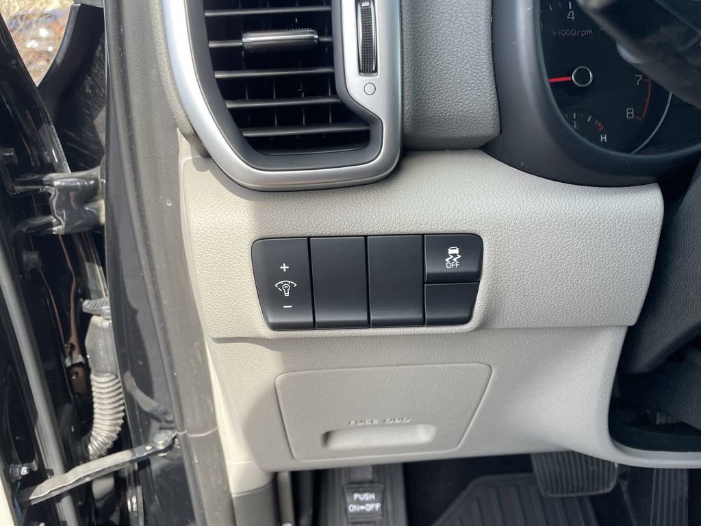 Used 2019 Kia Sportage LX w/ LX Popular Package AWD/4WD image 17
