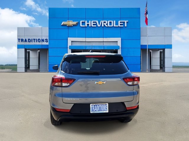New 2026 Chevrolet TrailBlazer LS w/ LS Convenience Package FWD image 8