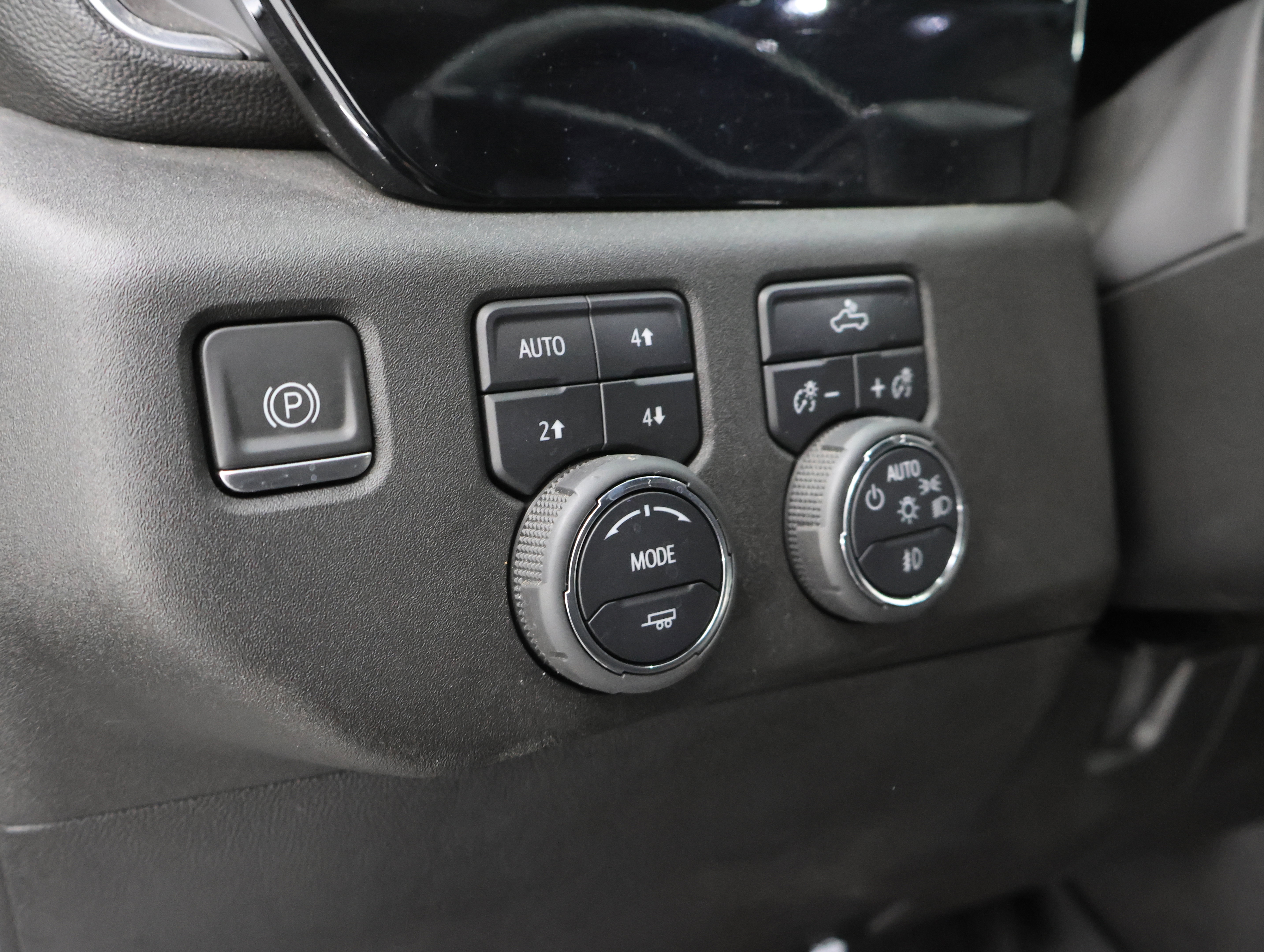 Used 2023 Chevrolet Silverado 1500 RST AWD/4WD image 39
