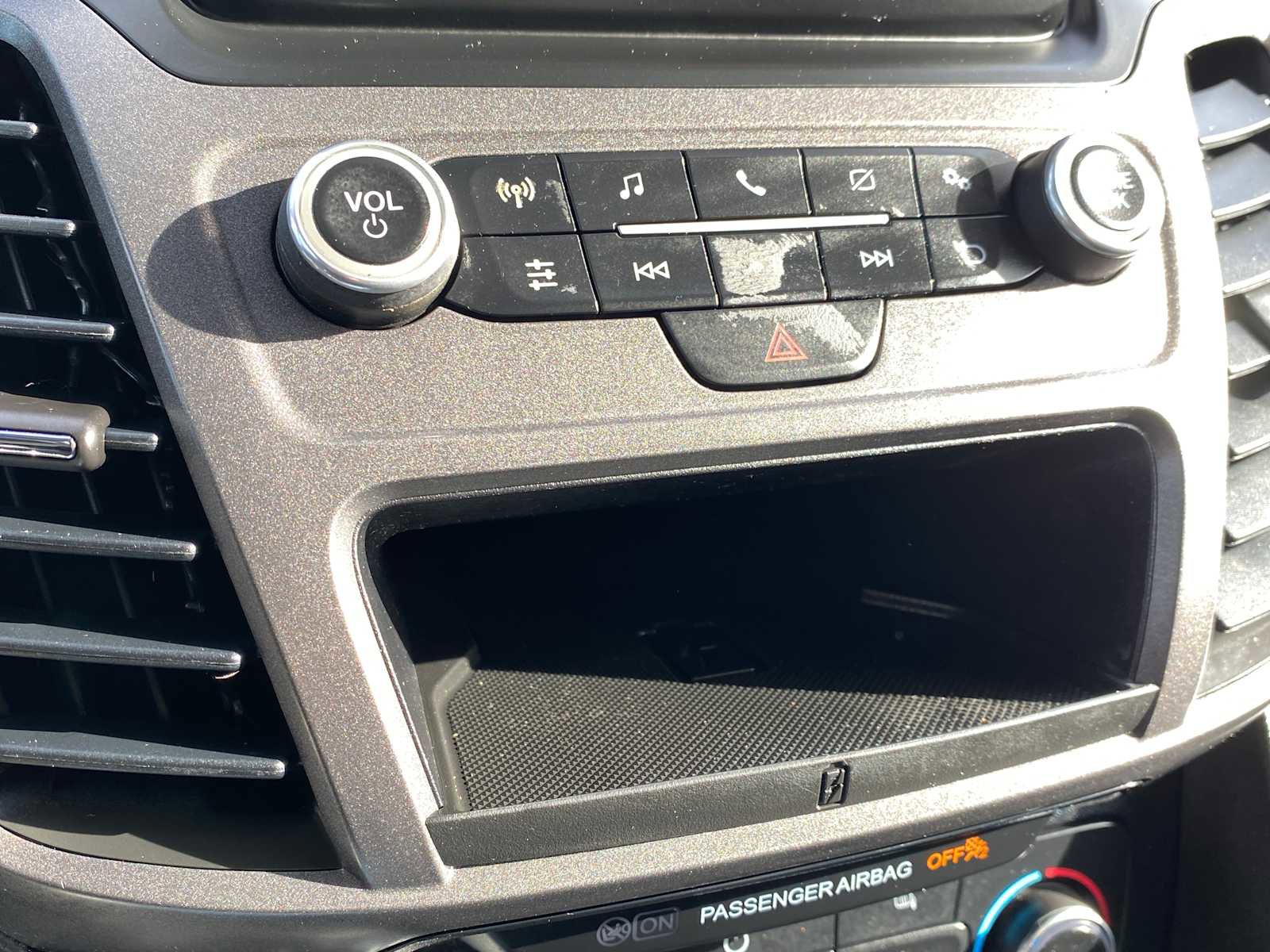 Used 2020 Ford Transit Connect XL image 18