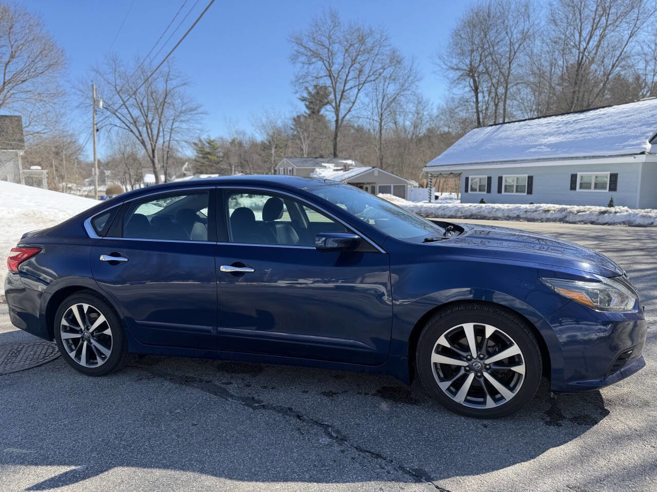 Used 2016 Nissan Altima 2.5 SR image 9