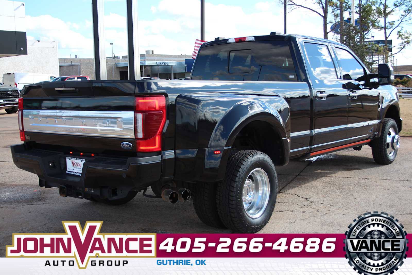 Used 2022 Ford F350 Platinum image 13
