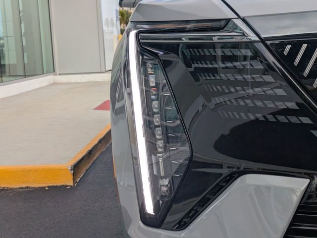 New 2026 Cadillac Escalade IQL Sport 1 w/ LPO, ONYX Package AWD/4WD image 10