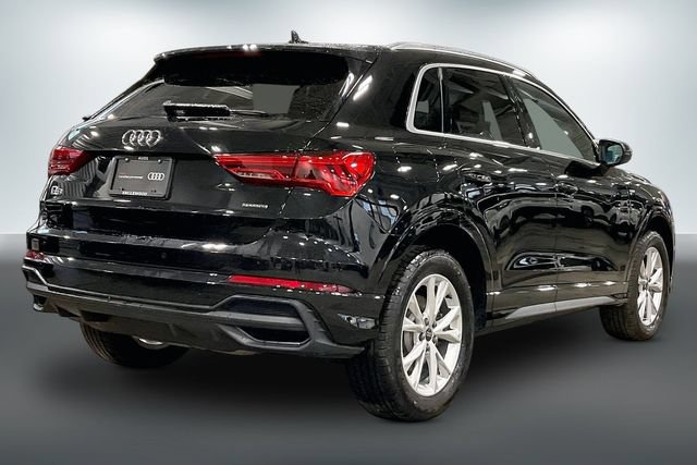 Certified 2023 Audi Q3 2.0T Premium w/ Convenience Package AWD/4WD image 13