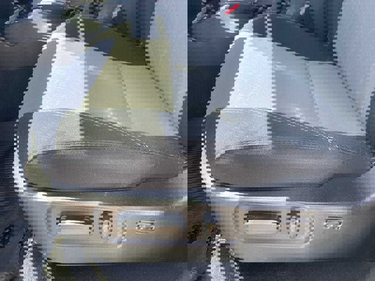 Used 2021 Toyota Tacoma TRD Off-Road w/ Technology Package AWD/4WD image 5