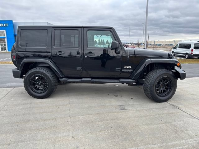 Used 2017 Jeep Wrangler Unlimited Sahara w/ Connectivity Group image 2