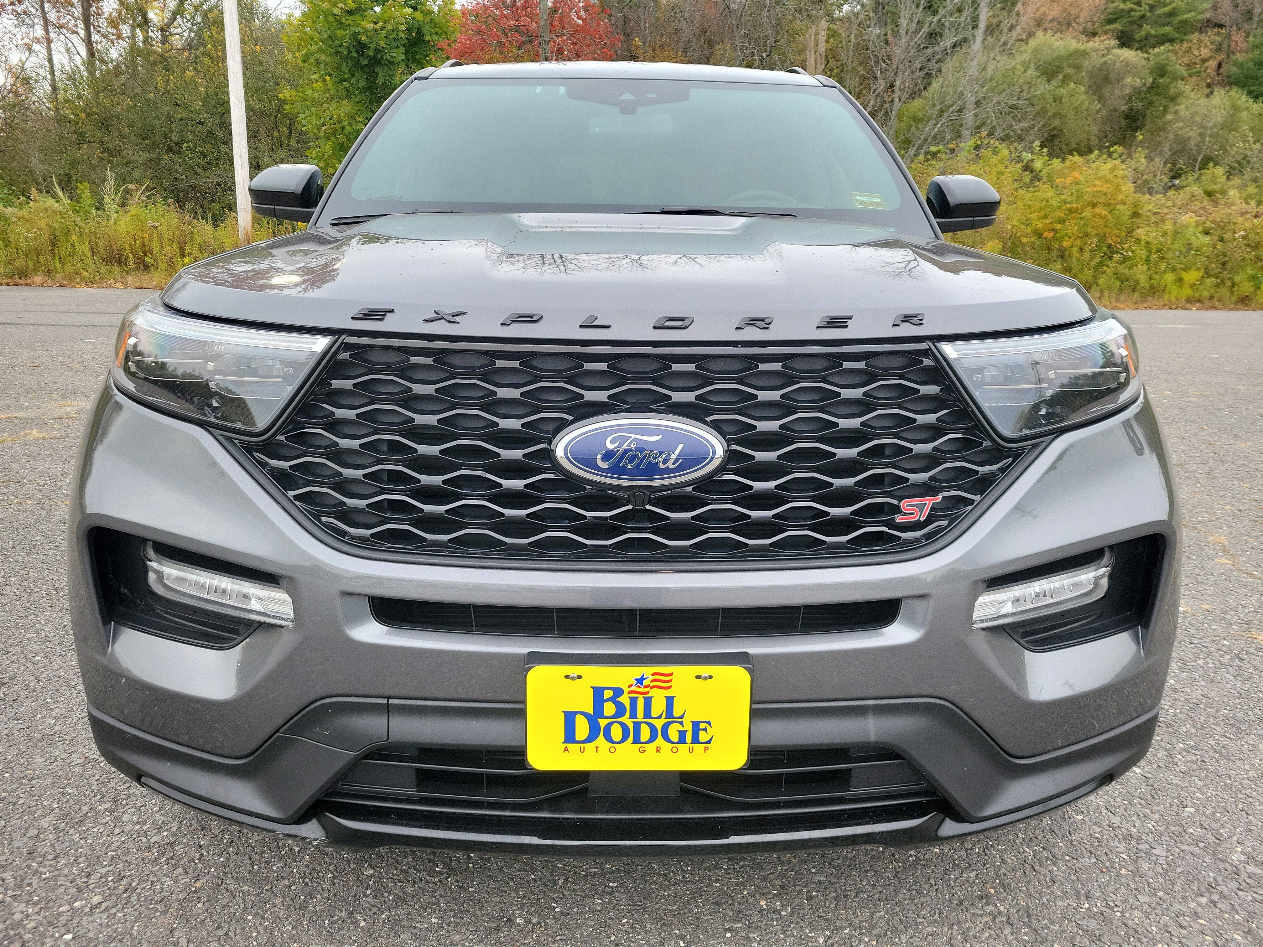 Used 2022 Ford Explorer ST image 2