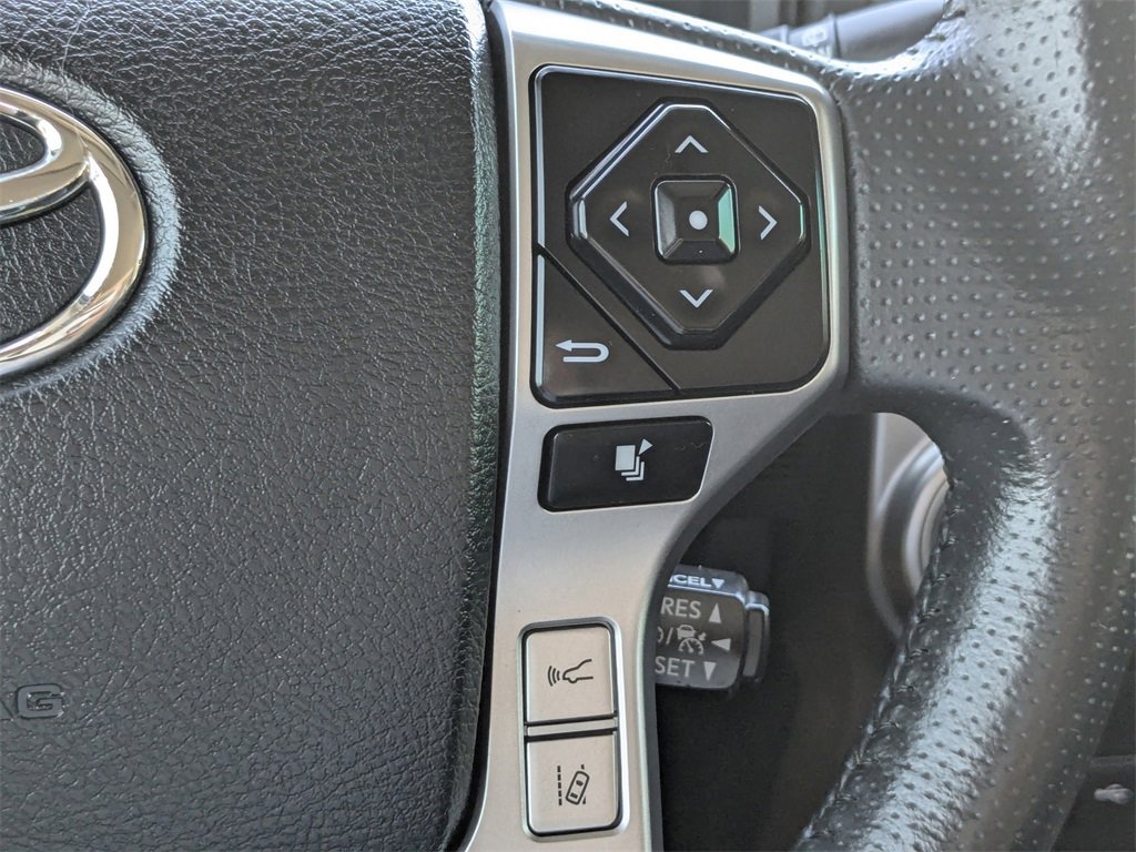 Used 2021 Toyota 4Runner Limited image 28