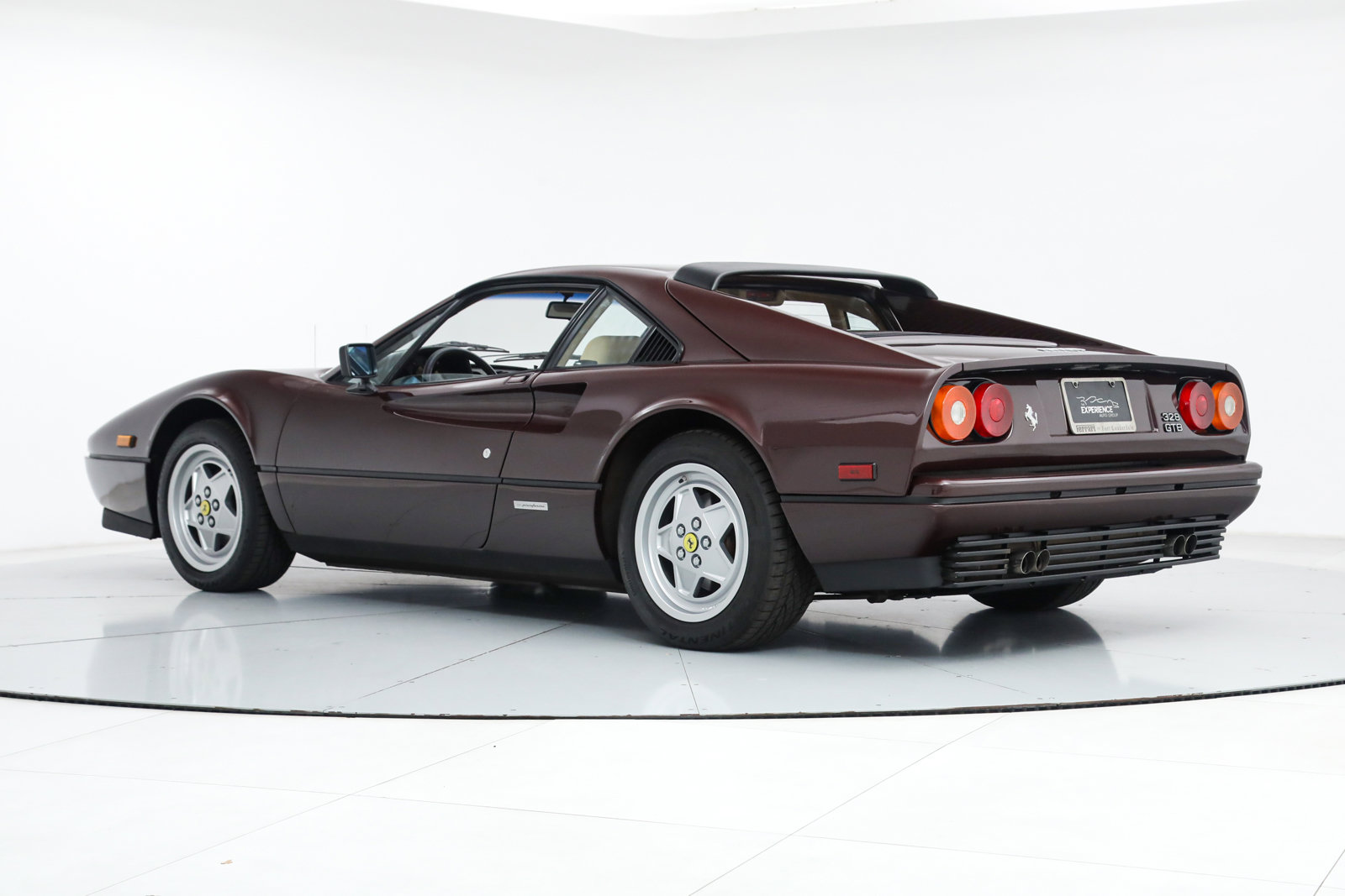 Used 1989 Ferrari 328 GTB RWD image 7