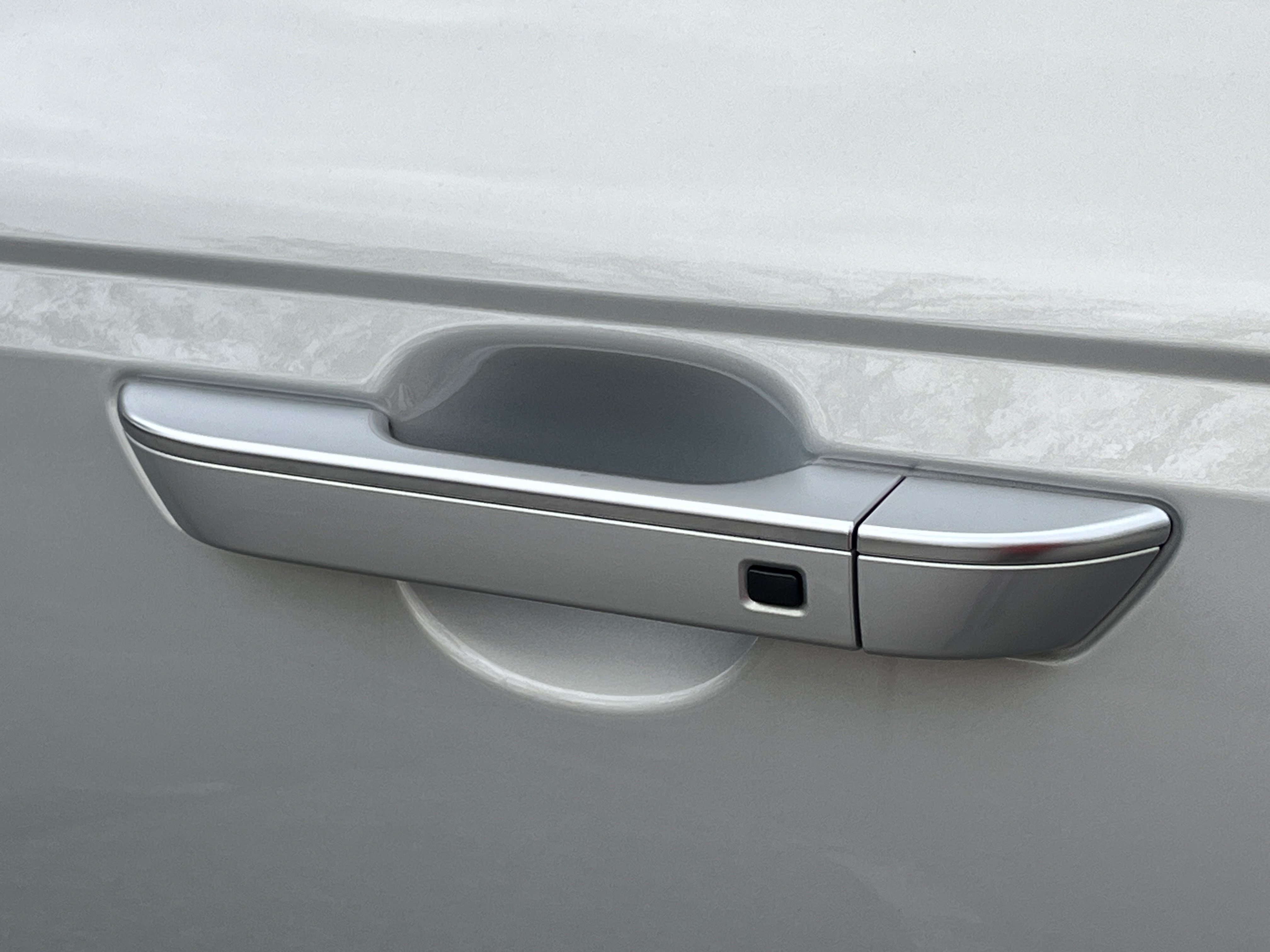 New 2026 Kia Carnival EX FWD image 33