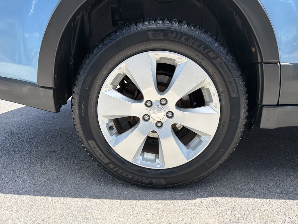 Used 2011 Subaru Outback 2.5i Limited AWD/4WD image 43
