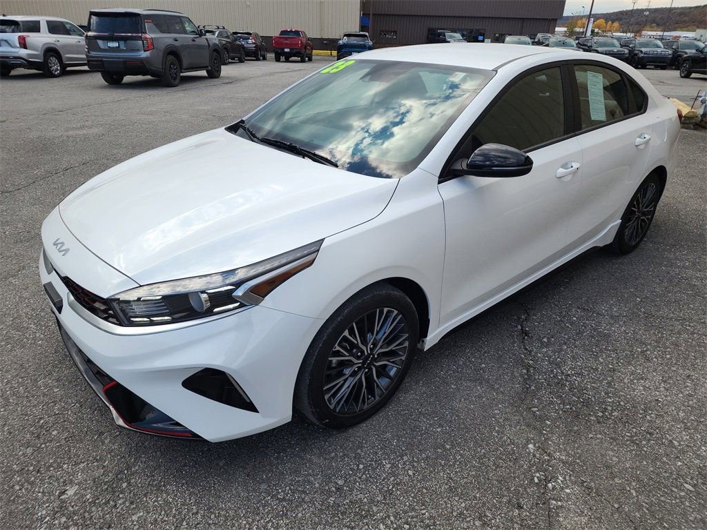 Used 2023 Kia Forte GT-Line image 4