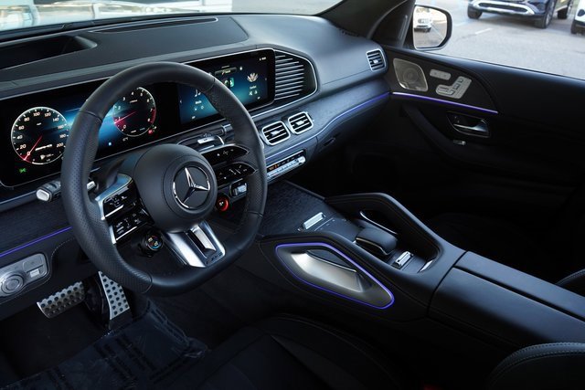 New 2026 Mercedes-Benz GLS 63 AMG 4MATIC image 2