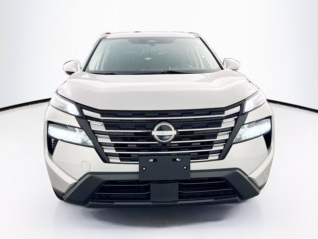 Certified 2024 Nissan Rogue SV AWD/4WD image 2