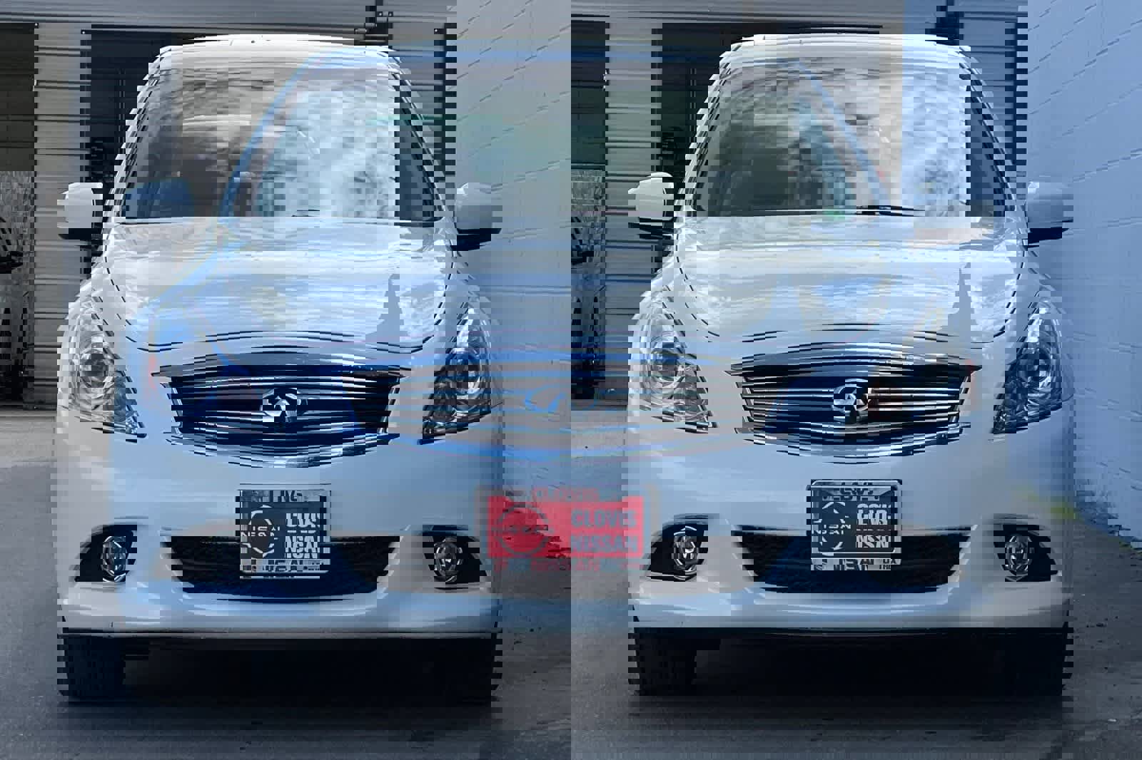 Used 2010 INFINITI G37 Journey w/ Premium Pkg image 11