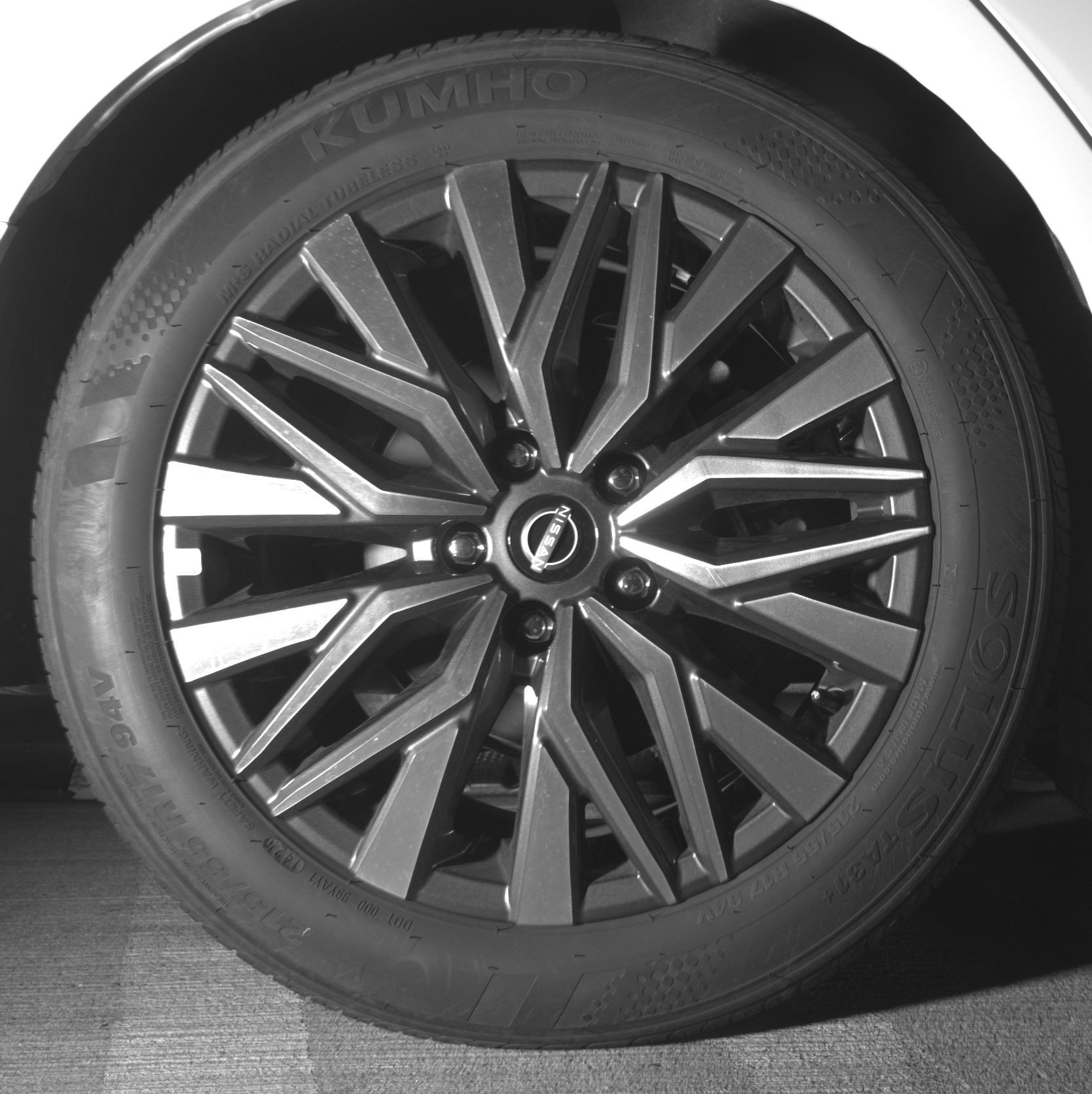 Used 2025 Nissan Altima 2.5 SV FWD image 15