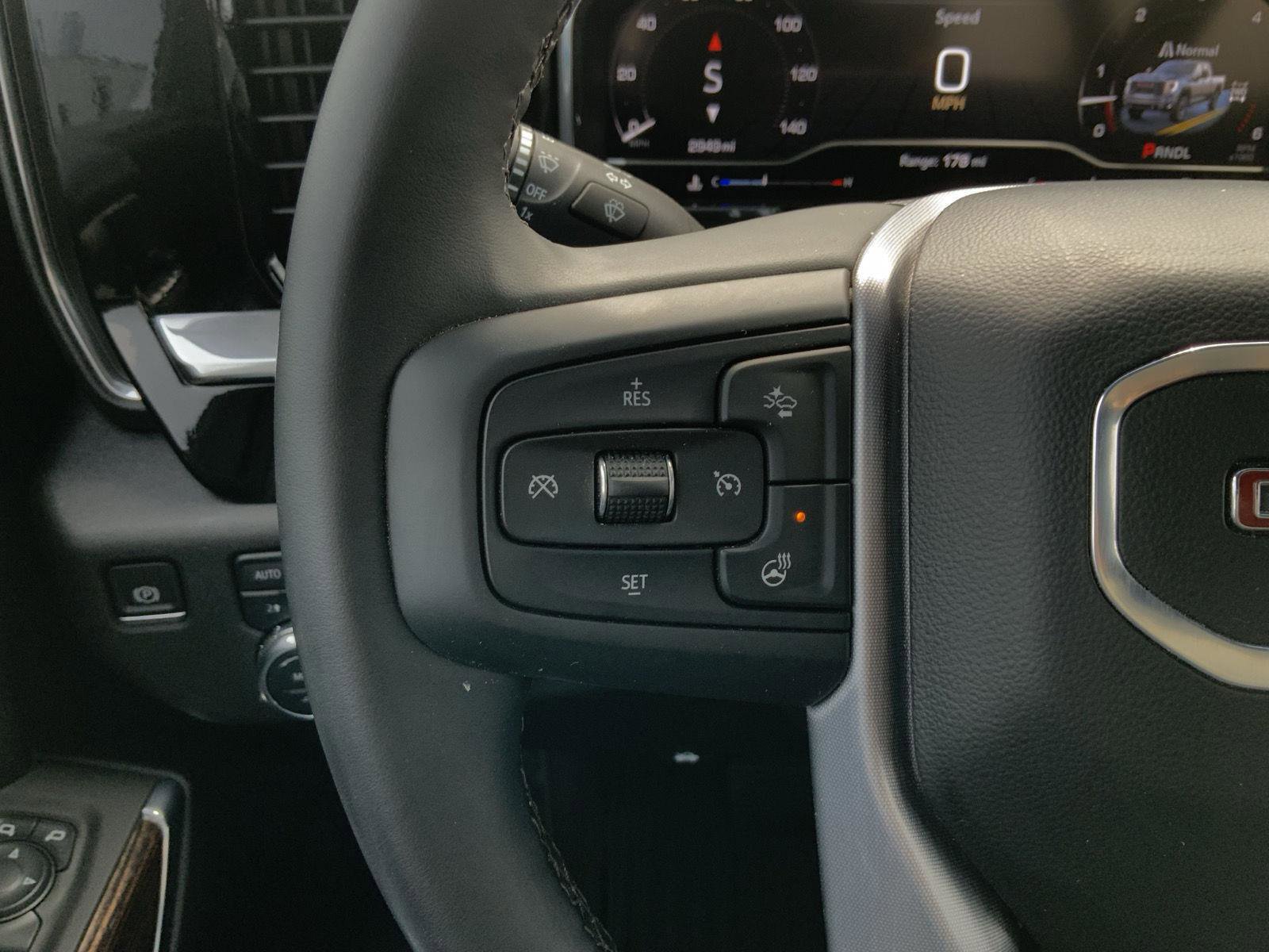 Used 2025 GMC Sierra 2500 SLE w/ SLE Convenience Package image 29