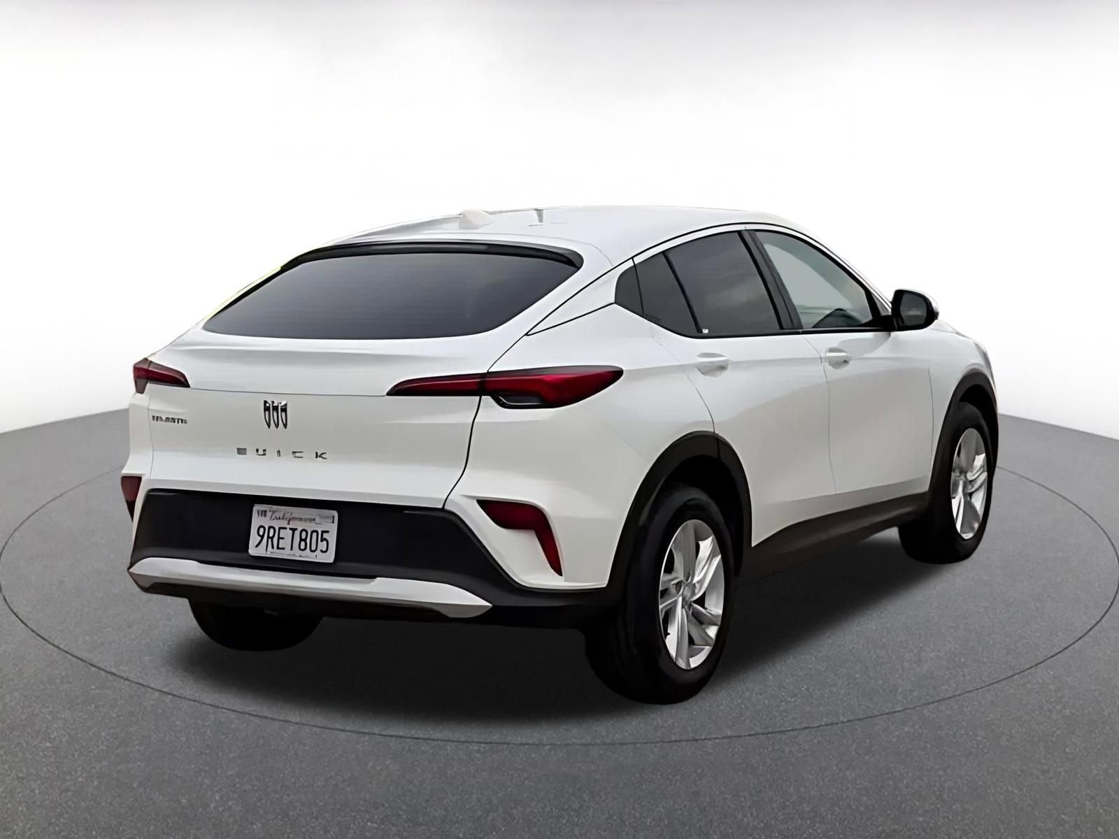 Used 2025 Buick Envista Preferred image 14