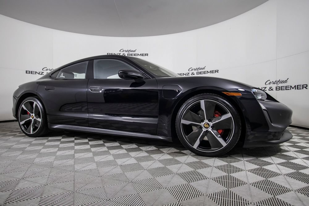 Used 2023 Porsche Taycan 4S AWD/4WD image 2