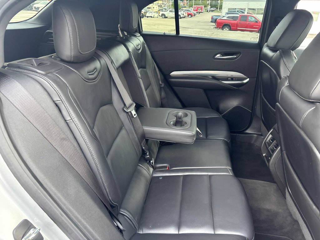 Used 2020 Cadillac XT4 Premium Luxury AWD/4WD image 25