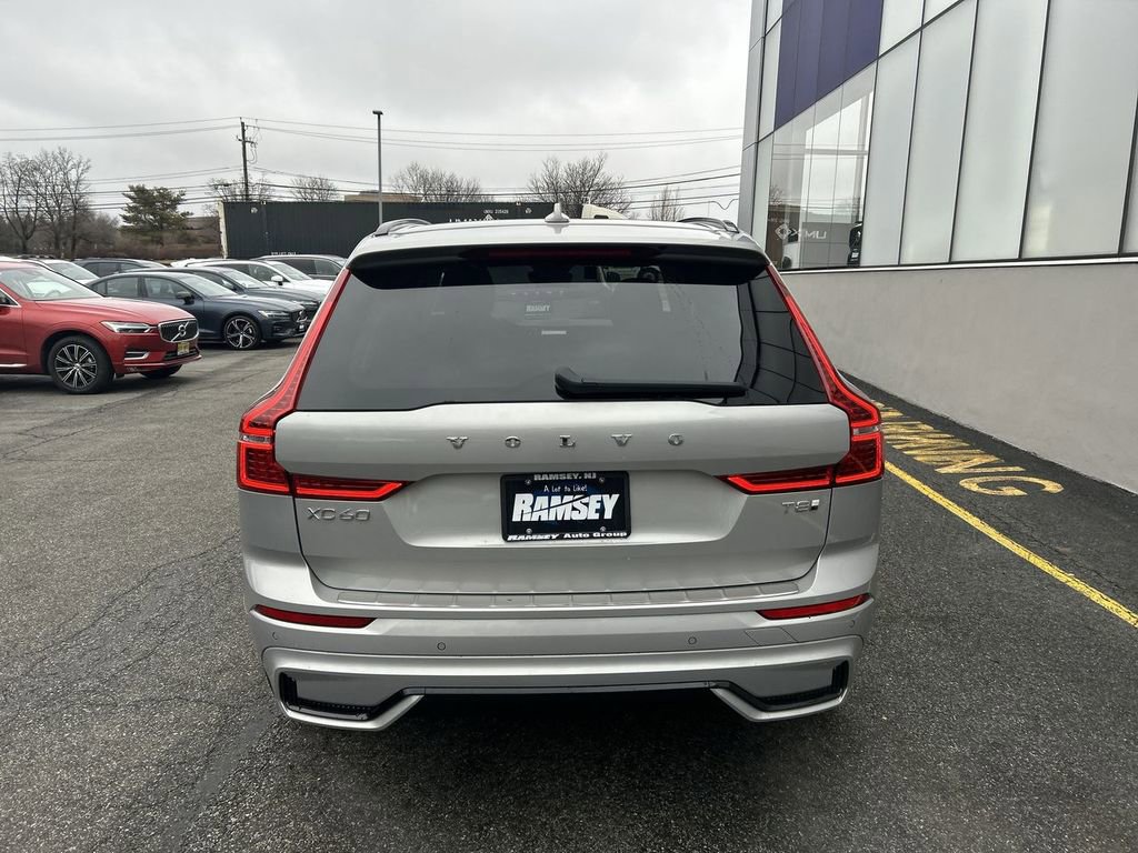 Used 2025 Volvo XC60 T8 Core w/ Protection Package Premier image 7