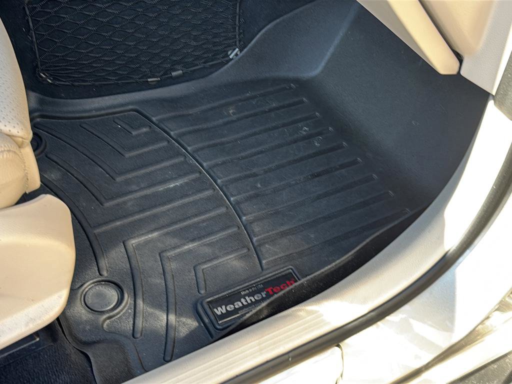 Used 2020 Mercedes-Benz GLC 300 4MATIC image 40