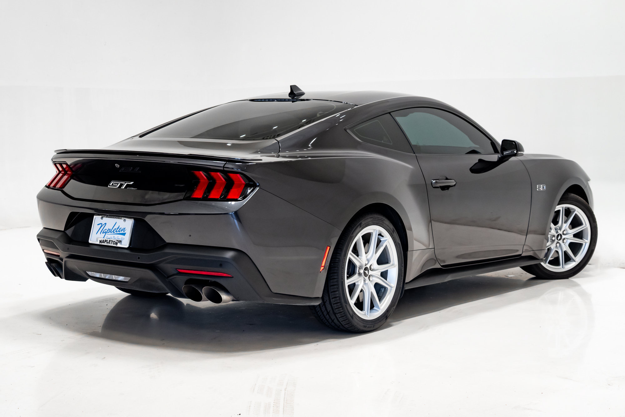 Used 2024 Ford Mustang GT Premium RWD image 32
