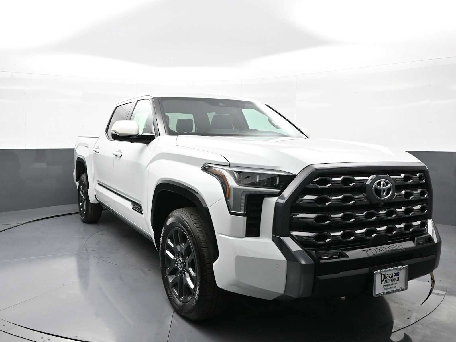 New 2024 Toyota Tundra Platinum AWD/4WD image 3