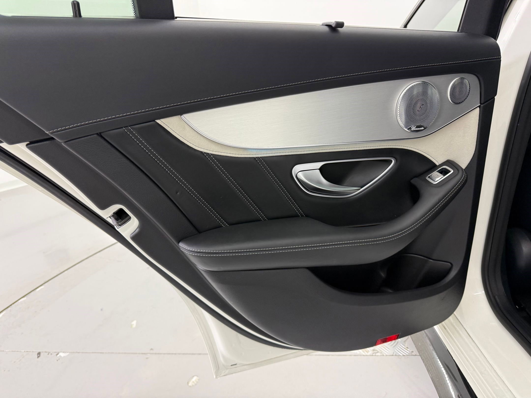 Used 2015 Mercedes-Benz C 63 AMG S image 23