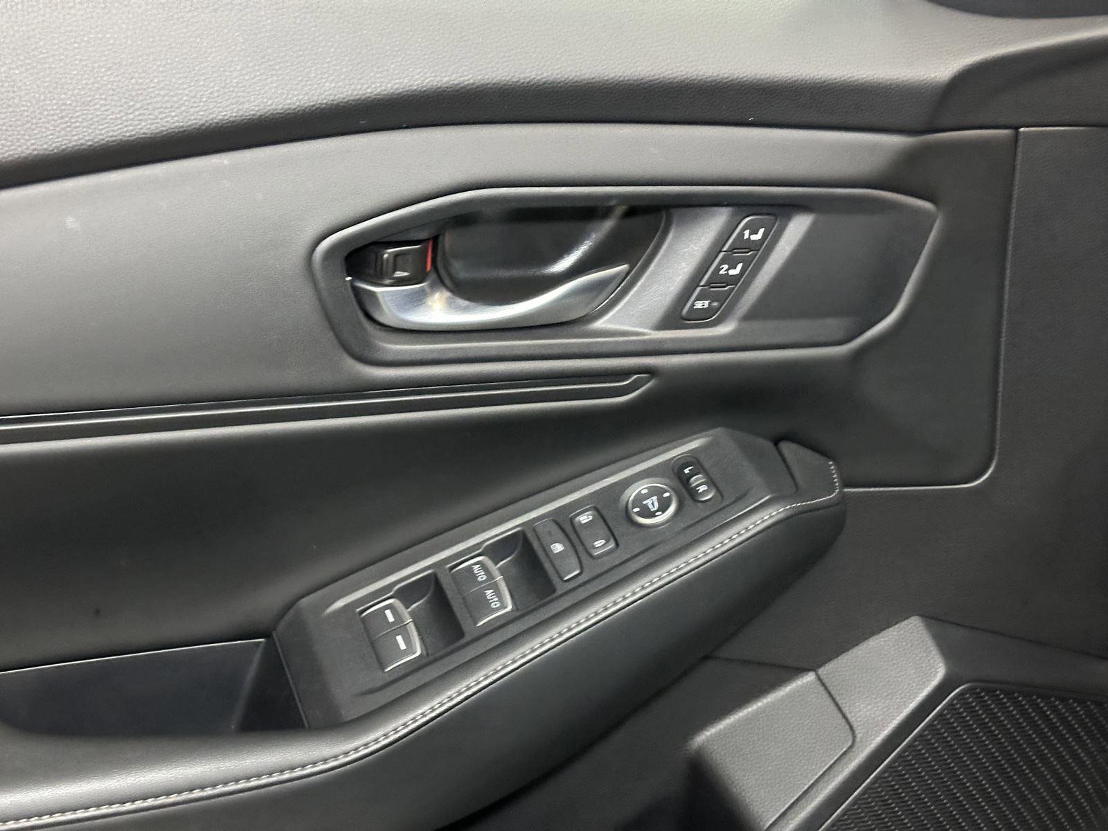 Certified 2025 Honda Accord Sport image 21