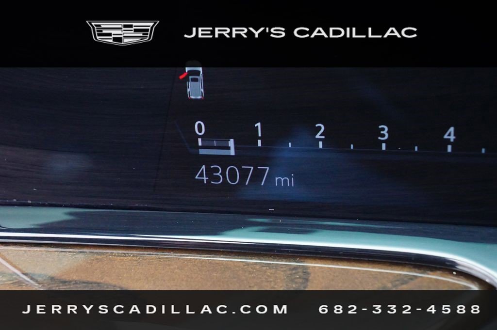 Certified 2023 Cadillac Escalade ESV Sport Platinum w/ LPO, ONYX Package AWD/4WD image 10