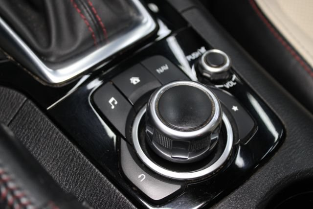 Used 2015 MAZDA MAZDA3 s Grand Touring FWD image 19