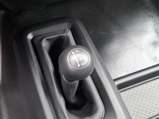 Used 2024 RAM 2500 Tradesman w/ Chrome Appearance Group AWD/4WD image 19