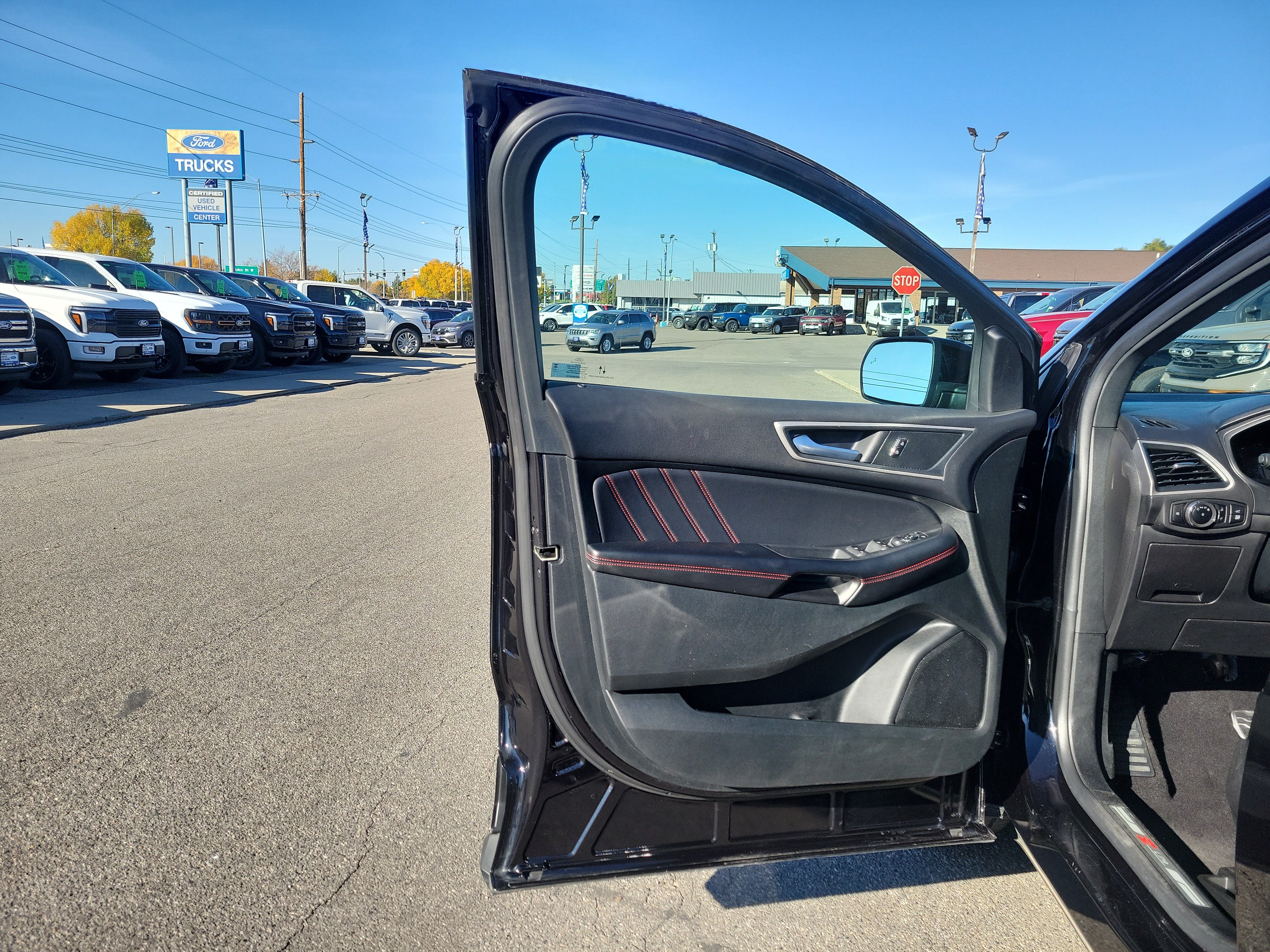 Certified 2024 Ford Edge ST-Line AWD/4WD image 14