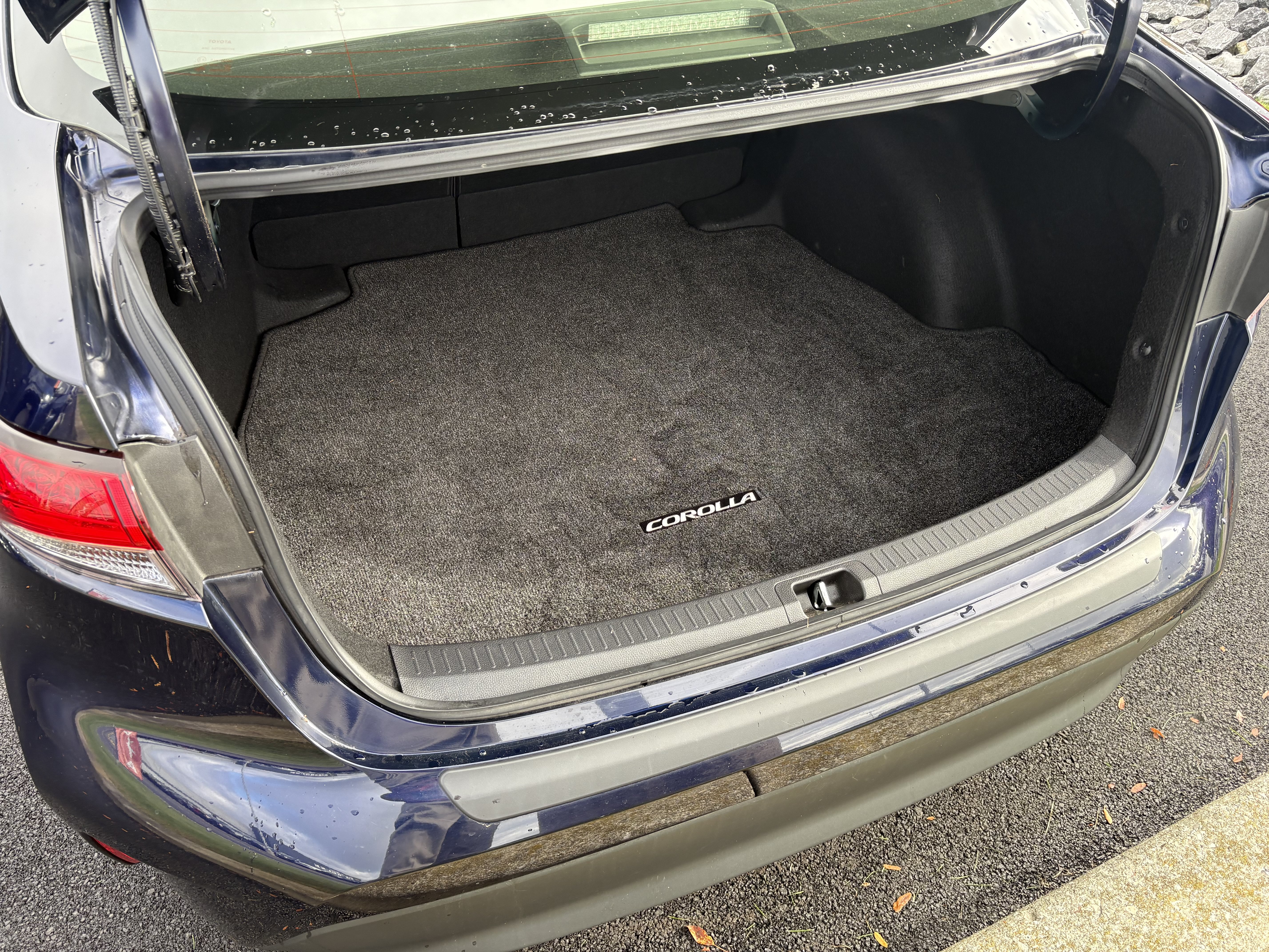 Certified 2023 Toyota Corolla LE w/ Carpet Mat Package (TMS) FWD image 8