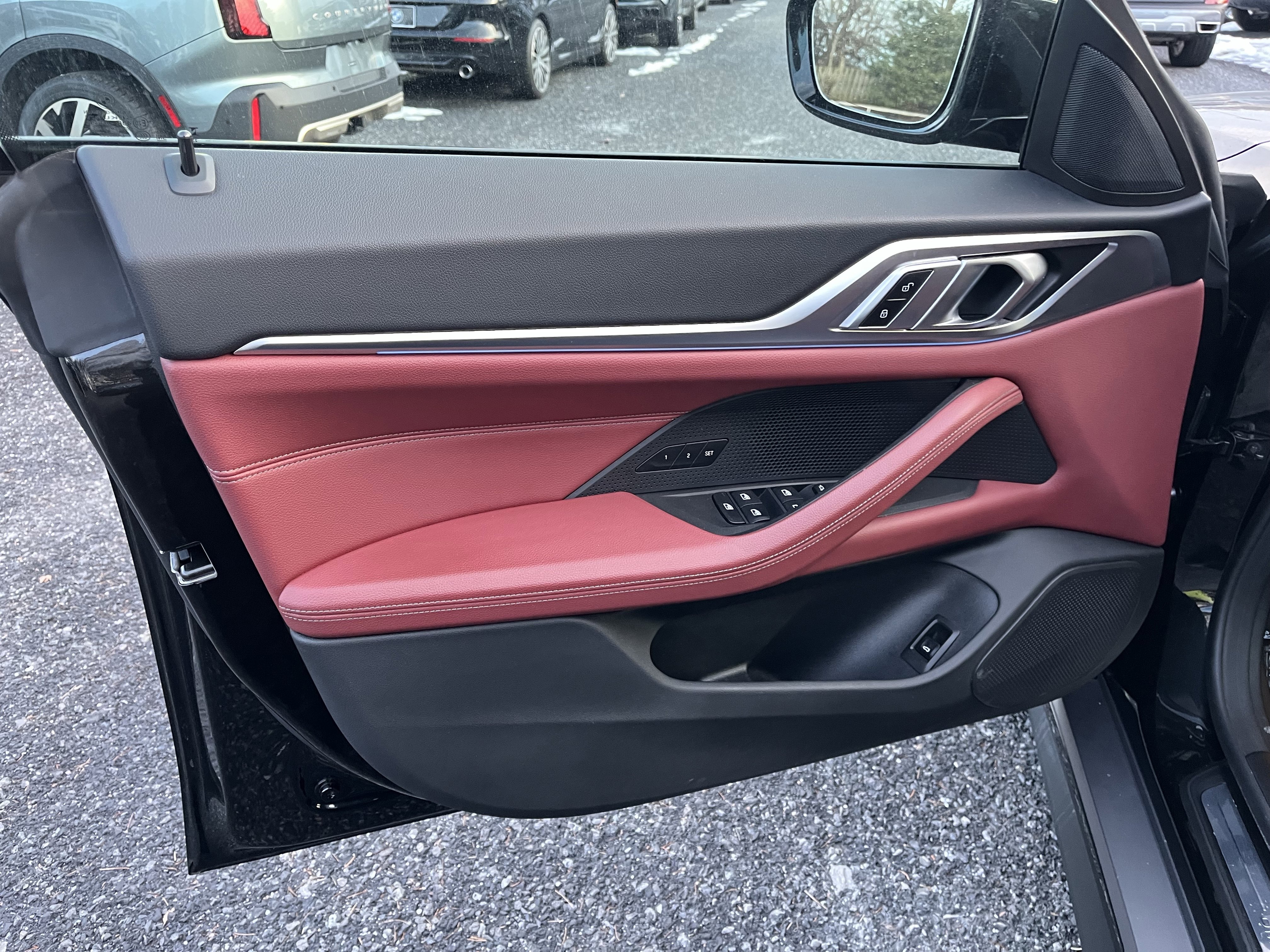 Certified 2023 BMW i4 eDrive35 w/ Premium Package image 10